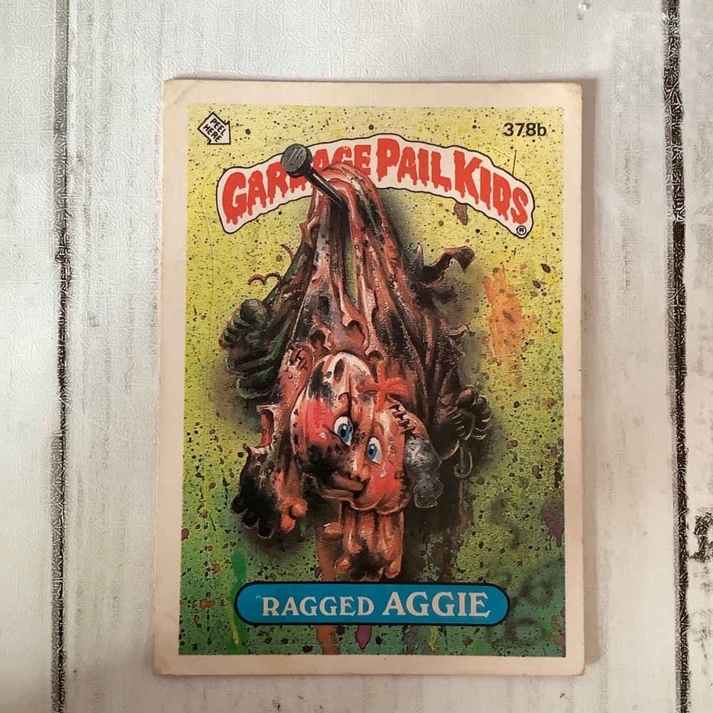 Topps 1987 Topps Garbage Pail Kids Series 9 Ragged Aggie #378b